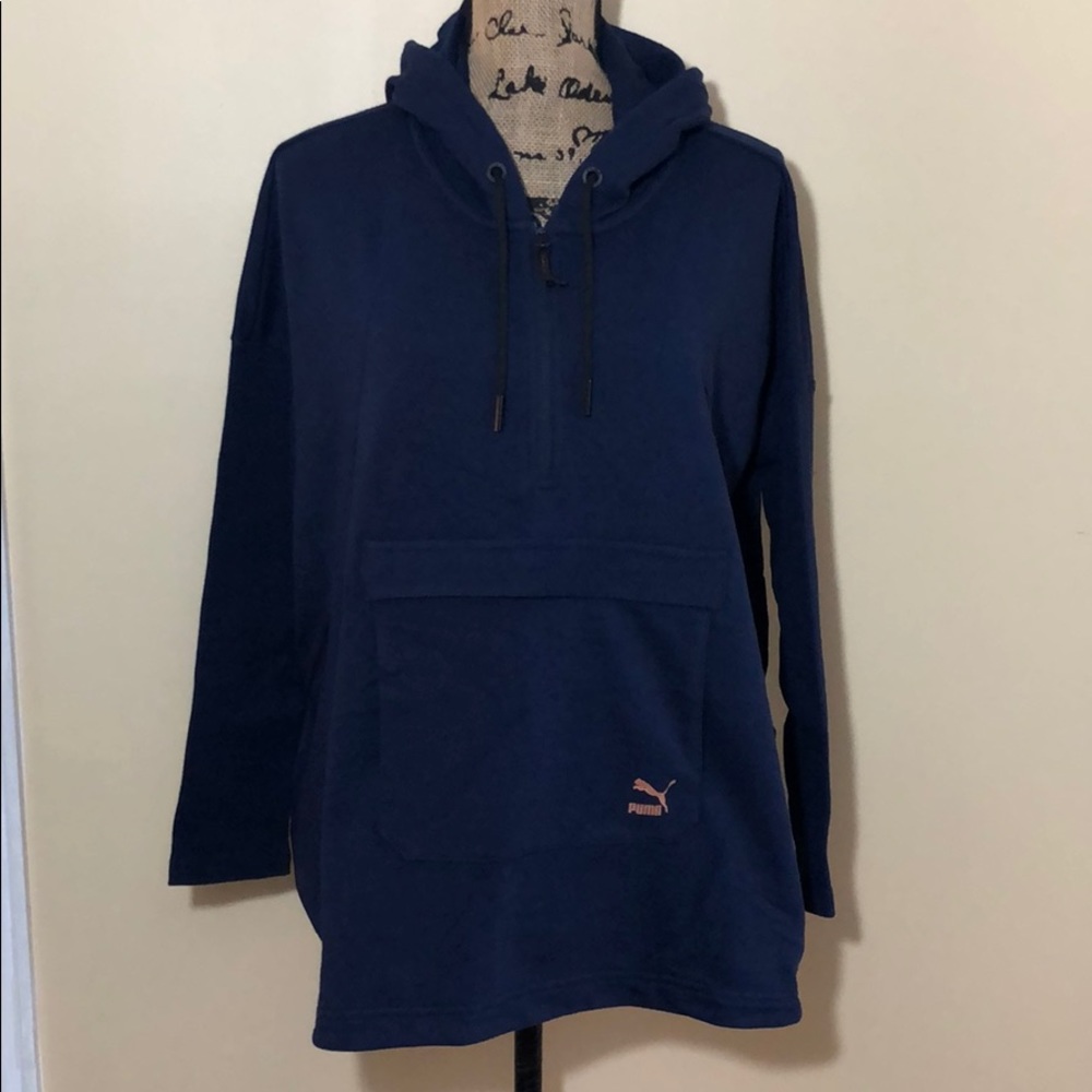 Puma Evo Hooded Cape View 2